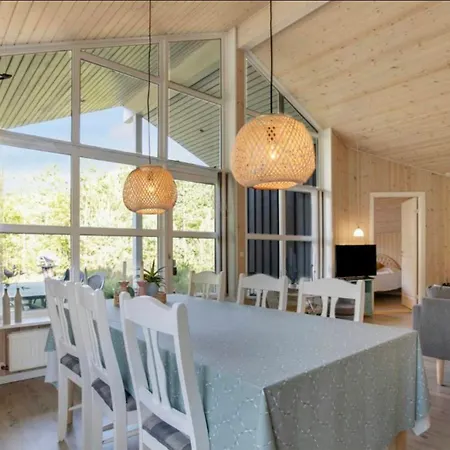 Near Mini-mallorca In Oster Hurup *